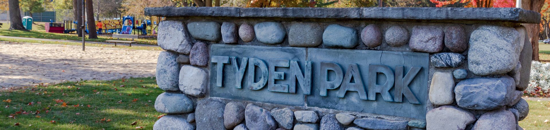 This is an image of the Tyden Park sign in Hastings.